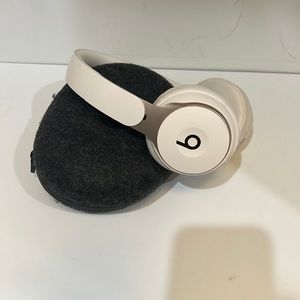 Apple Beats Wireless Headphones